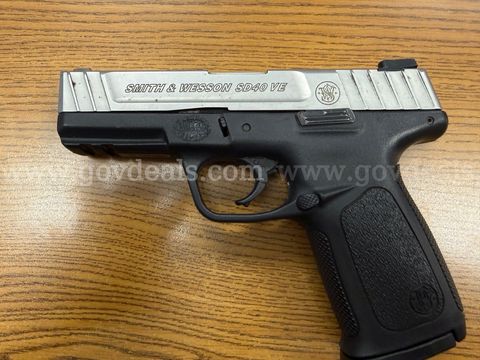 Smith and Wesson SD40 VE