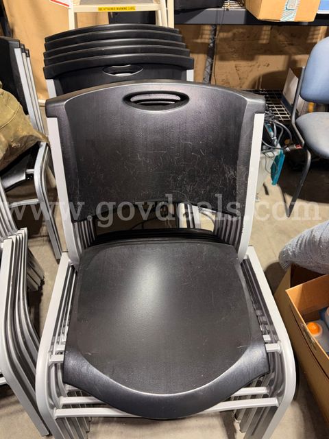 Asset ID #5515 – Five Chairs Chairs are in very good condition.