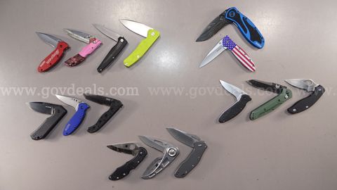 Knife Lot – Spyderco, Buck - Shipping Fee $13
