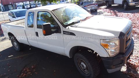 2013 Ford F-250 SD XL SuperCab 4WD