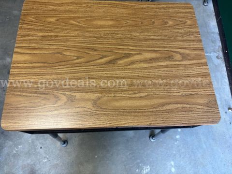 25 Student Desks