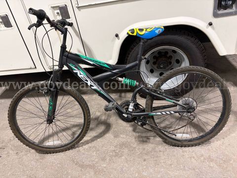 Next Gauntlet 24" 18 Speed Mountain Bike