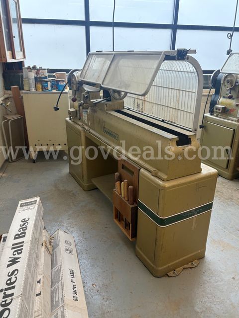 Wood Lathe - Powermatic Houdaille Model 90