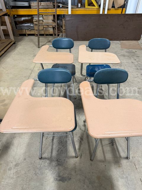 Lot of 4 student desks