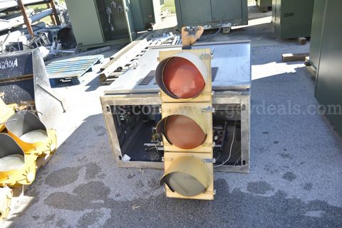 Three light Traffic Signal. Stop Light. Item #17