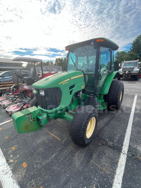 John Deere 5065M Utility Tractor