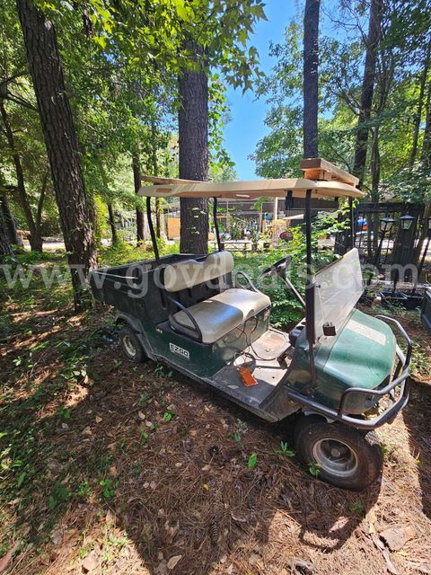 2006 EZ GO Workhorse Golf Cart