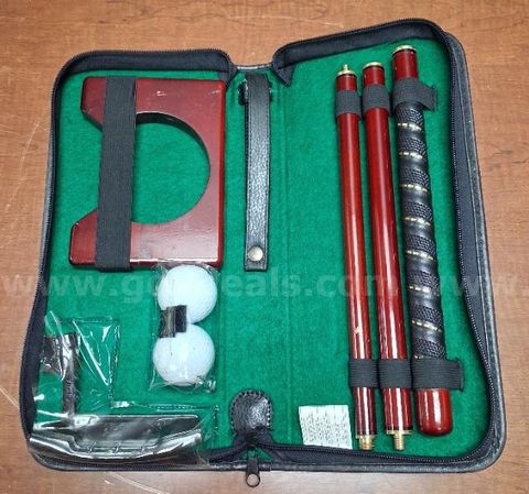 Portable Practice Putting Kit with Case/PRE-OWNED/DS18819/100183/TSA