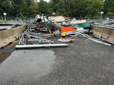 Scrap Metal Estimated at 10 Tons in Total