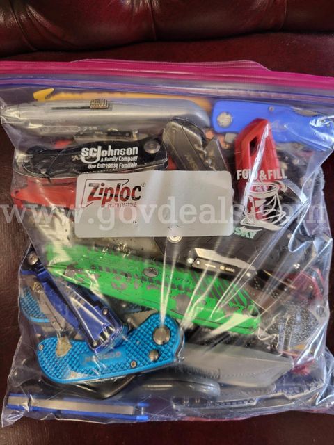 Assortment of utility knives and box cutters
