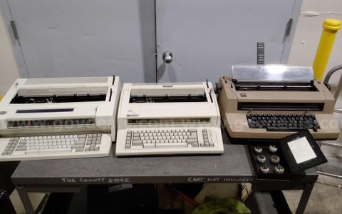 Lot of (3) Electric IBM Typewriters