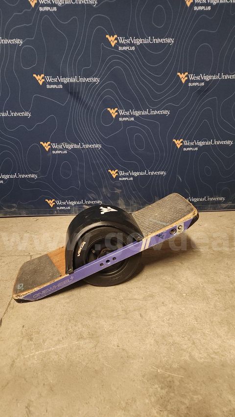 ONEWHEEL Hoverboard (No charging cable)