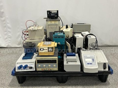 Lot of Laboratory Equipment