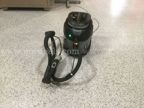 HEBU 8884 Oscillating Cast Saw with HEBU 8881 Specialized Medical Vacuum