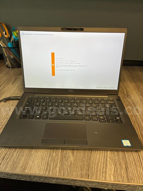 Dell Latitude 7400