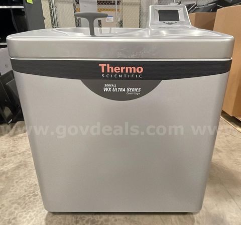 Thermo Scientific Sorvall WX Ultra 80 Ultracentrifuge – Model 46900