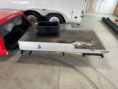 Pull Out Tray