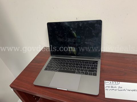 Macbook Pro **NO Motherboard/HDD/SSD