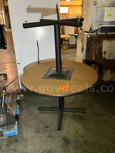 Table (2 pcs)