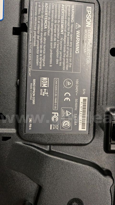 1 Epson 4K Projector with case