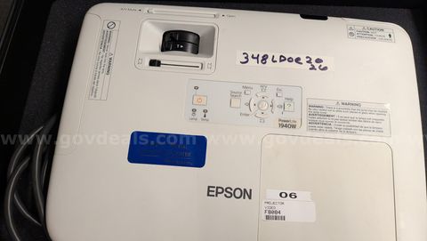 1 Epson 4K Projector with case