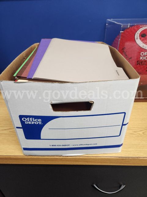 Box of Assorted Used File Folders – Letter, Legal & Expanding Pocket Folders