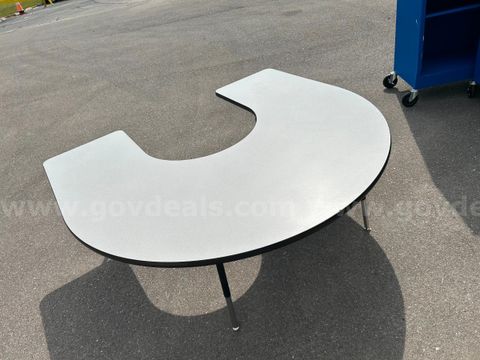 Student horseshoe table