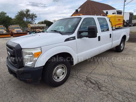 2013 Ford F-350 SD XL Crew Cab Long Bed 2WD