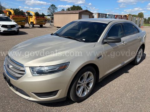 2018 Ford Taurus FWD
