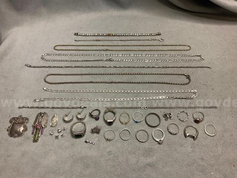 Lot of Sterling Silver, Weight 182g