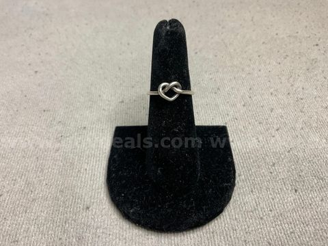 Silver Ring, Labeled as James Avery, Size 6.5, 1.41 Grams