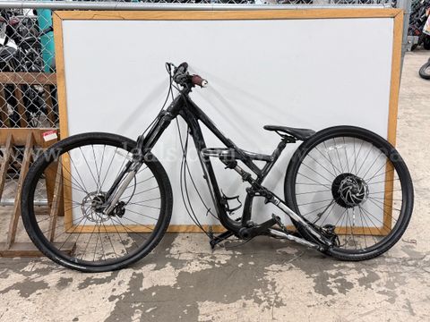 Unknown Brand Bicycle, CT 17.5" (Detached Rear Wheel)