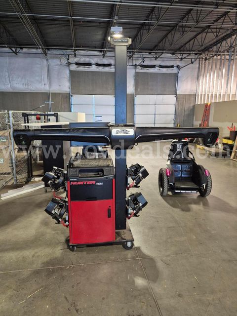 Hunter Hawkeye Professional Wheel Alignment System , Model WA430, Powers On