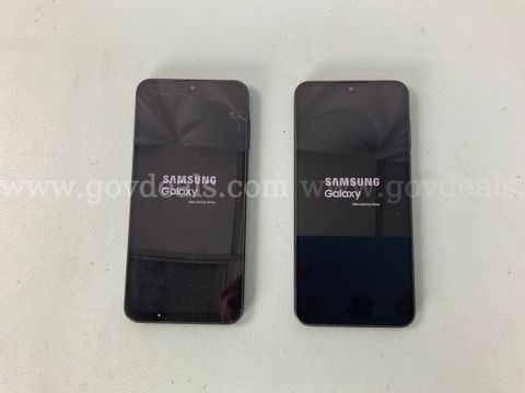 2 - Samsung Galaxy Cell Phones (Unlocked), Both Power On