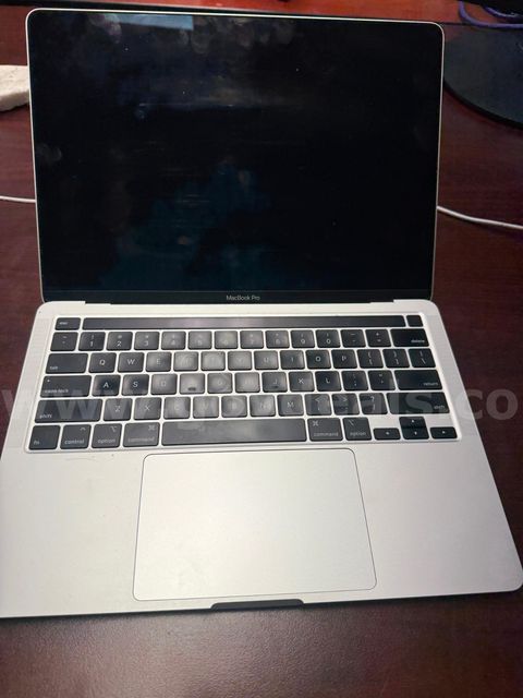 Approximately 50 MacBook Pros