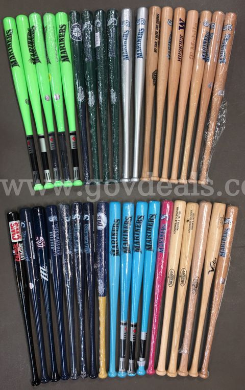 Souvenir Mini Baseball Bat Lot ~38 Units (ID# 47962) (TSA #2) (NO UPC)