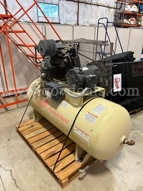 Ingersoll Rand Air Compressor | 1 PLT (ID# 48061) (Oversize) (26-2875-6) 477