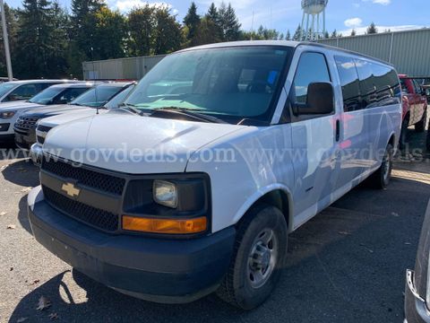2014 Chevrolet Express 3500 RWD Passenger Van !Non-Runner! *Tow-Away* (ID# 48094) (EF13) (26-3073) 310