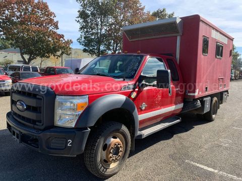 2013 Ford F-550 SD XL SuperCab 4WD Truck w/ Crew Transport Box (ID# 48317) (E13) (26-3074) 490