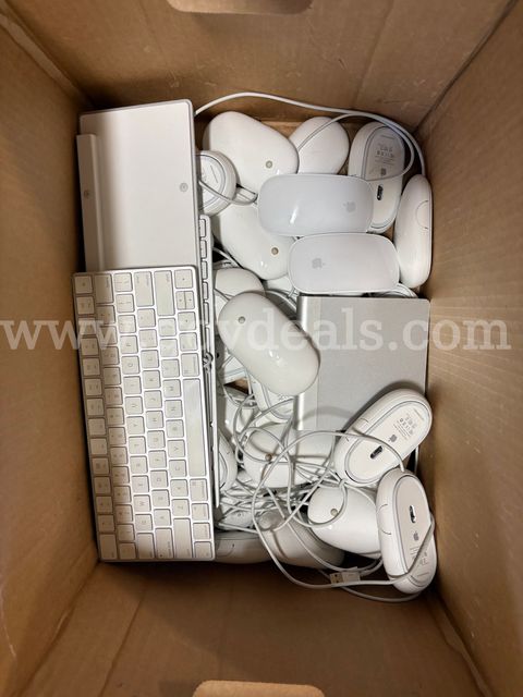 Box of Apple Keyboards & Mice (ID# 48388) (I02-4L) (26-2025-16) 365