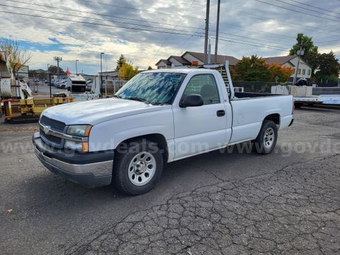 2005 Chevrolet Silverado 1500 Work Truck Long Bed 2WD