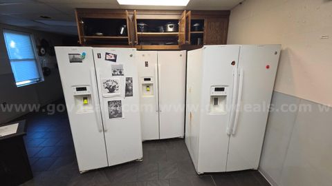 Three GE Refriderators