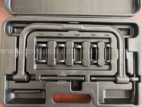 OTC 4842 Heavy Duty Valve Spring Compressor New/Unused