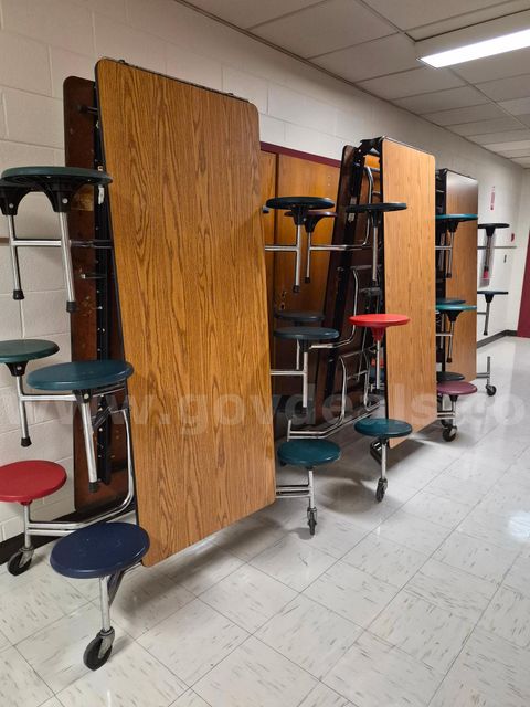 5 Cafeteria Tables