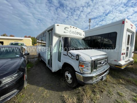 2013 Ford Econoline Bus