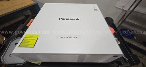 Panasonic RZ570 WUXGA Projector