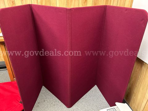 Portable Tabletop Display Board with Carrying Case