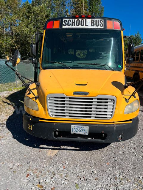 2008 Freightliner B2 Bus Chassis