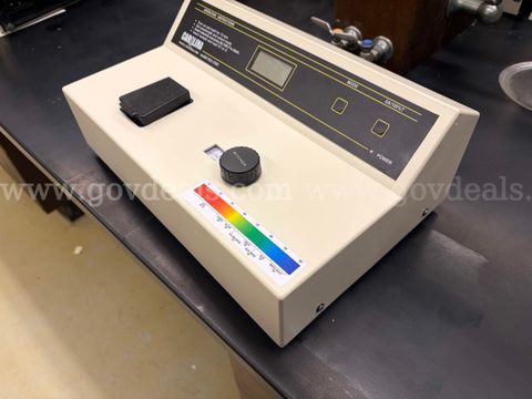 Carolina 65-3303 Spectrophotometer