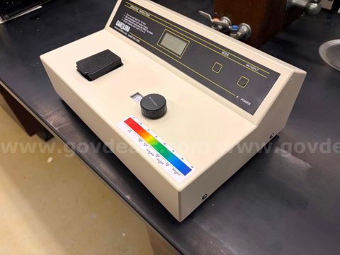 Carolina 65-3303 Spectrophotometer